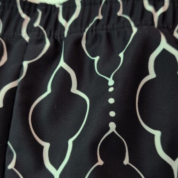 Blair Women's Colorful Black White Geometric Print Swim Shorts Elastic Sz 12 - Picture 4 of 5